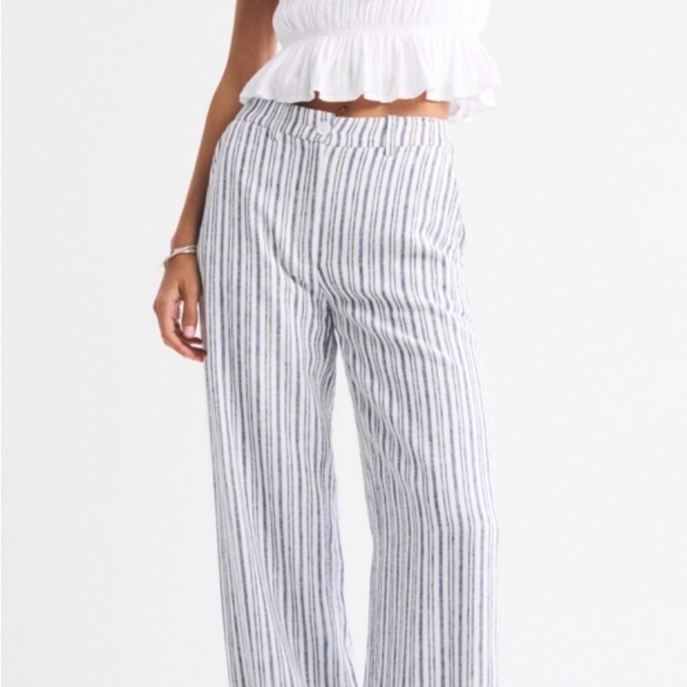 Abercrombie & Fitch Blue Striped Wide Leg Pants